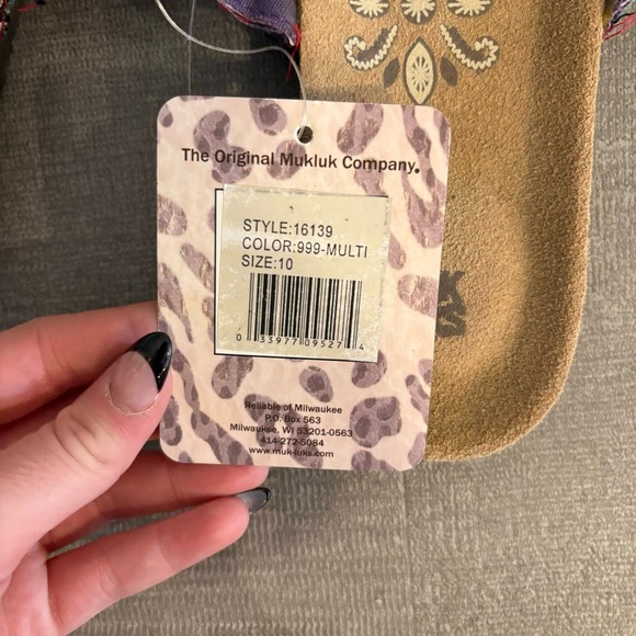 Muk Luks Multi Colored Women's Slip On Sandals Size 10 NWT - Picture 3 of 5